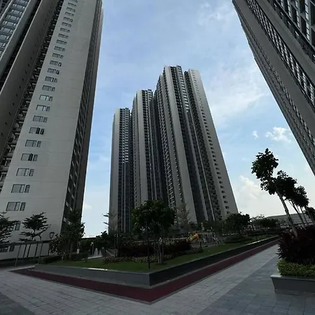 Sea View Rnf Princess Cove Johor Bahru Exterior photo